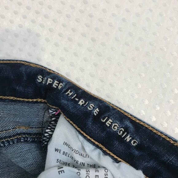 AMERICAN EAGLE WOMENS SUPER HI-RISE JEGGING JEANS SIZE 8 - Picture 6 of 7